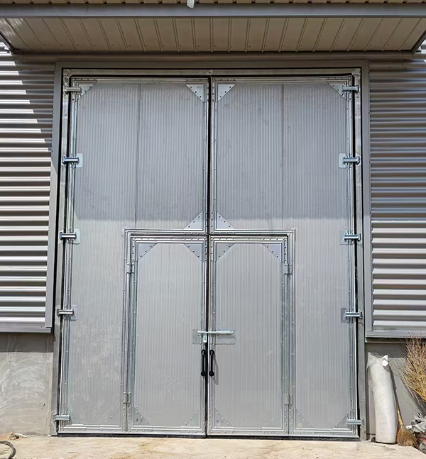 临洮工业平开门