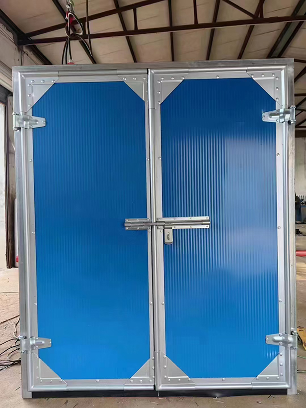 临洮工业平开门