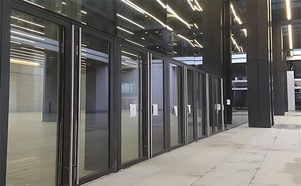 临洮玻璃地弹门