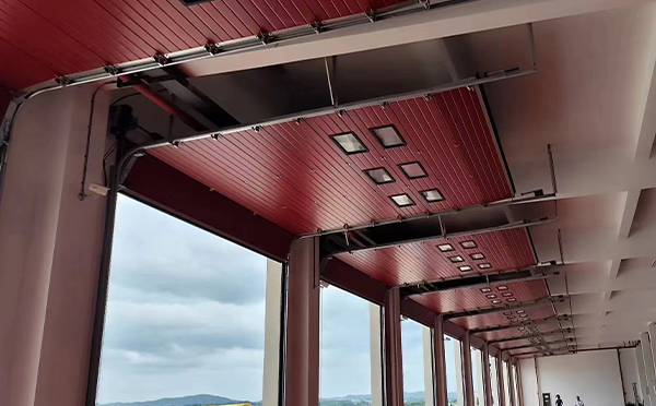 临洮工业翻板门