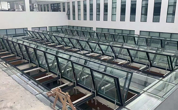 百安科技有限公司近期临洮排烟窗项目案例分享 百安科技有限公司近期临洮排烟窗项目案例分享